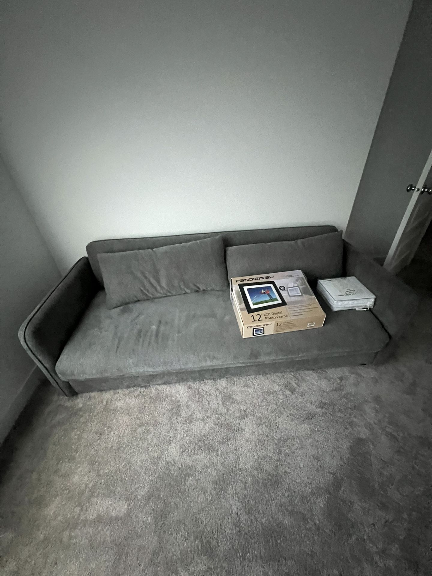 Couch/Futon