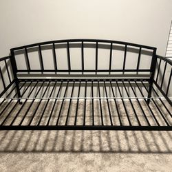 Metal Daybed Frame Almost New!