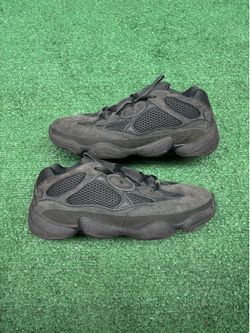 YEEZY 500 UTLITY BLACK SIZE 10.5