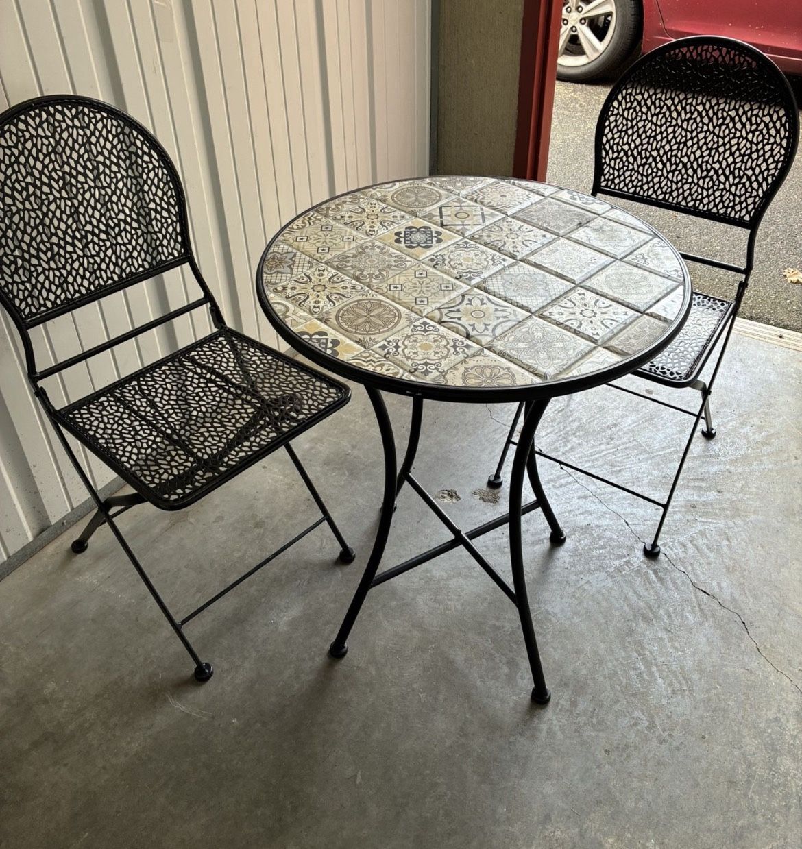 Bistro Style Table 