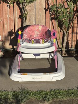 BABY TREND WALKER