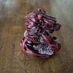 Figurines