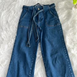 Straight Leg Jeans 