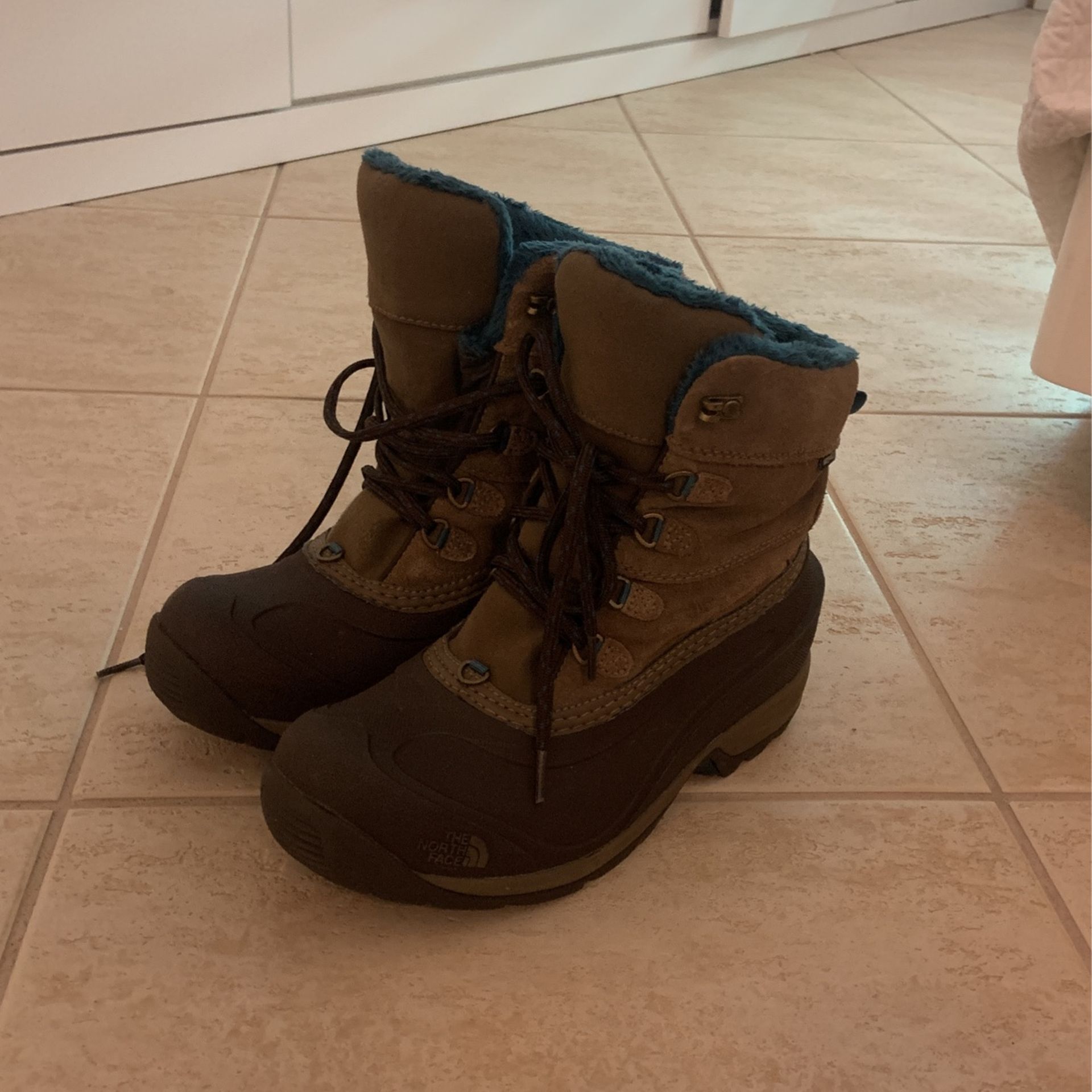 north face snow boots