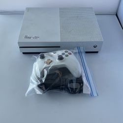 Xbox One S 512GB W/ controller