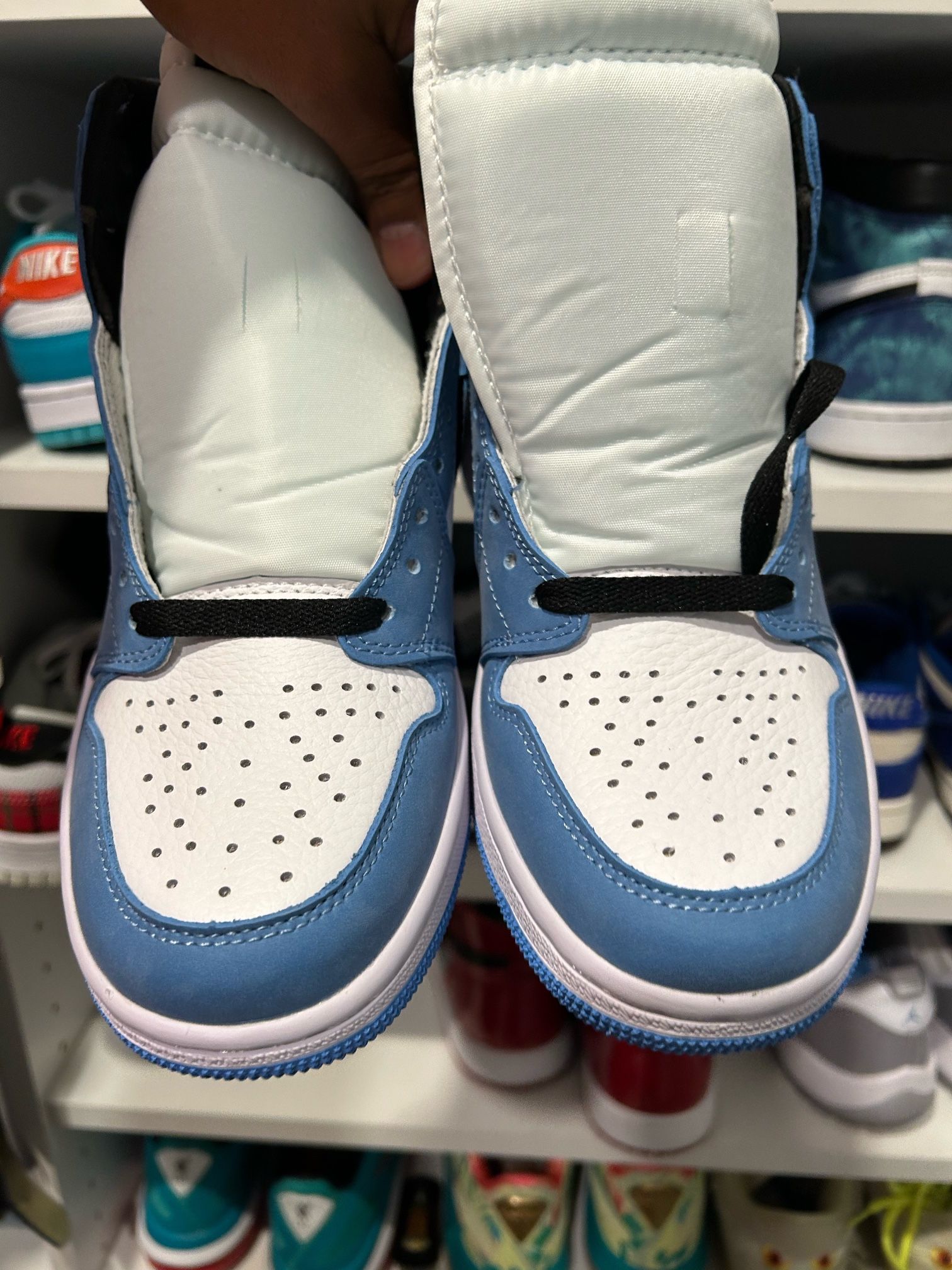 Jordan 1 University blue