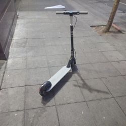 Brand New OKAI SCOOTER. 