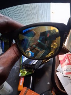 Monarch shades italy