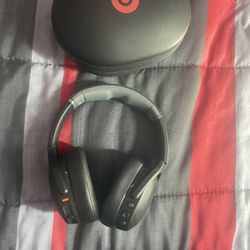 Skullcandy Crushers 