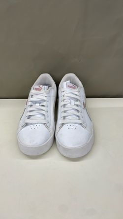 Puma shoes. Item No 891 (Shopgoodwill)