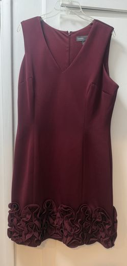 Cupcake Hem Scuba Sheath Dress - size 16