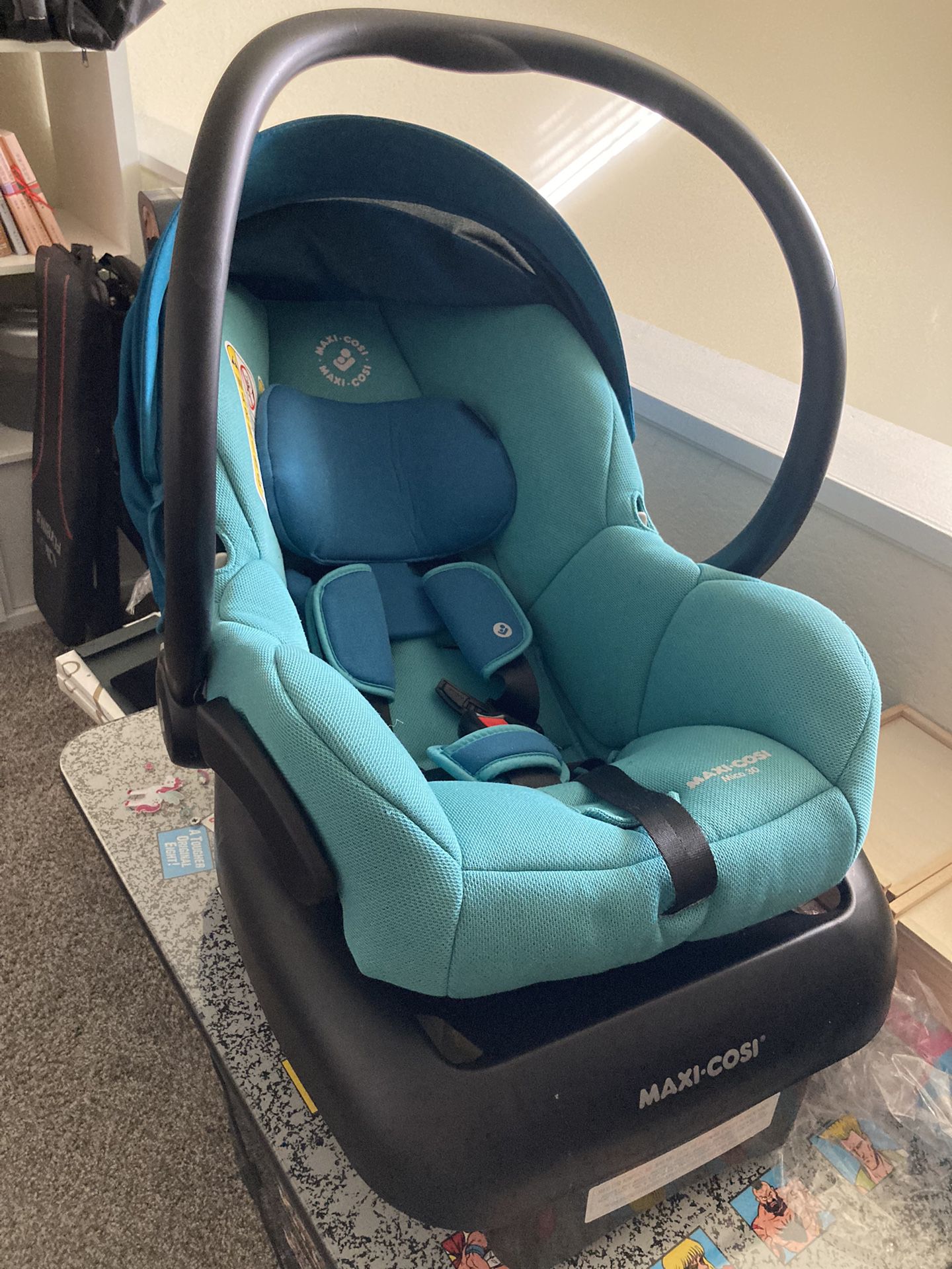 Maxi-Cosi Maxi-Cosi Mico 30 Infant Car Seat, Rear-Facing for Babies from 4-30 lbs