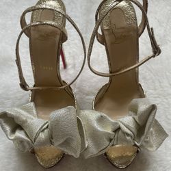 Christian Louboutin Stiletto Silver Thread Shimmer Peep Toe Ankle with Silk Bow size 39