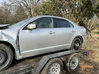 Complete Part Out/2012 Ford Fusion