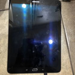 Samsung Tablet, Scratches On Back But Works Perfectly