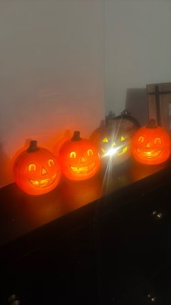 Set of 4 Light-Up Halloween Jack-O-Lanterns