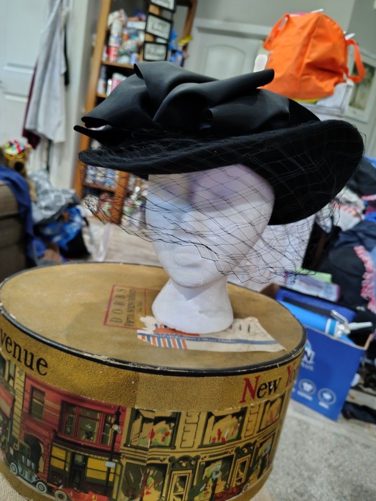 Early 1920s 5th Avenue New York Ladies Hat