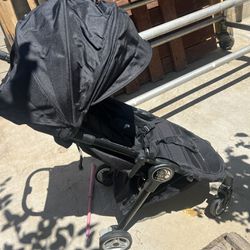 City Tour By Baby Jogger Stroller 