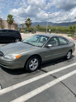 2003 Ford Taurus