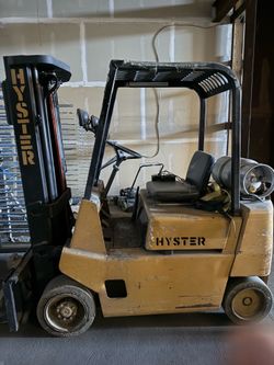Hyster propane fork lift