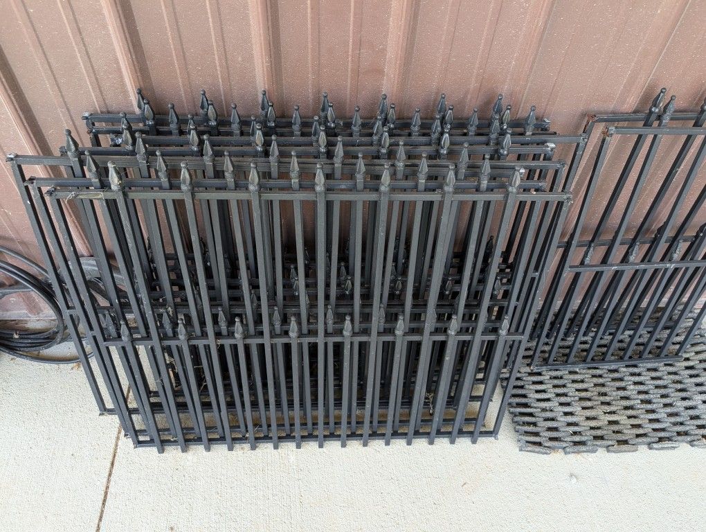Metal Fencing
