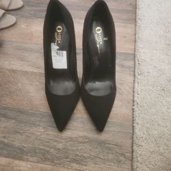 Black High Heels