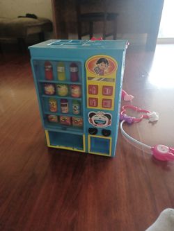 Exclusive RYAN Toys World