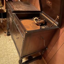 Antique Victrola