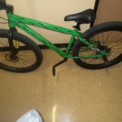 She Bikes Savage Flyer (NOT FREE)TRADES ONLY OBO