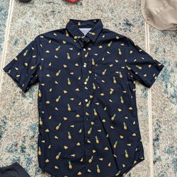 Men's Banana Republic Shirts Size S