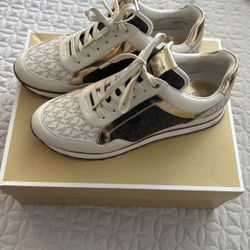 MK Sneakers 