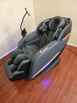 BRAND NEW OPEN BOX MASSAGE DELUXE COMBO SOFA THERAPY MASSAGE,NEW TECHNOLOGY,BACK,FOOT,LEGS,HANDS,HEATER,FOR ANY QUESTION TEXT ME PLEASE HABLO ESPAÑOL