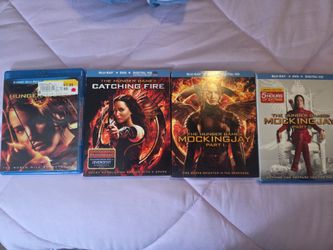 The Hunger Games Complete 4-Movie Blu-ray Collection – Includes Digital HD