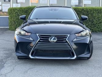 2018 Lexus IS