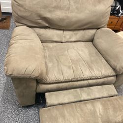 Sofa Chair / Recliner