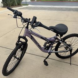 Kids Mongoose 7 Speed Dirt Bike  Dual Suspension