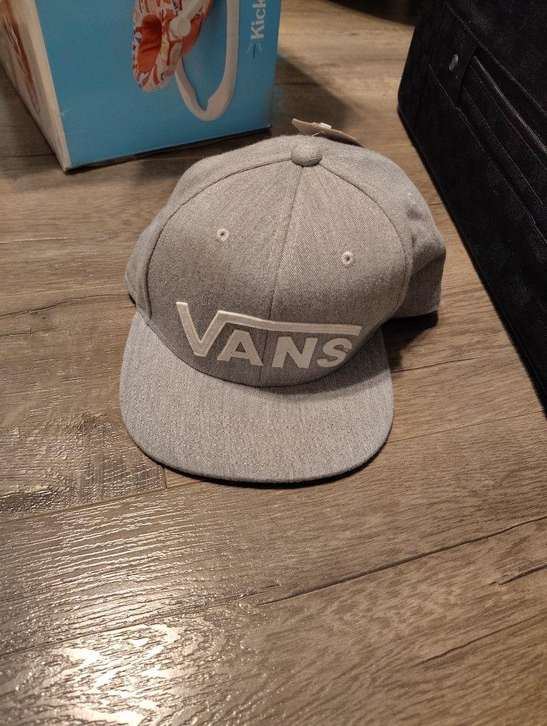 Hat for Sale in Rialto, CA - OfferUp