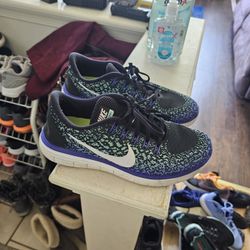 Womens Gymshoes Great Condition Size 8