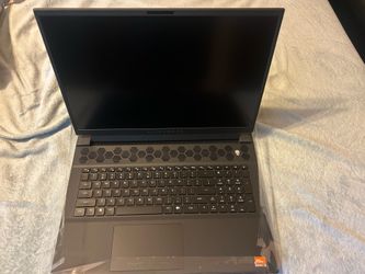 Alienware m18 R1 AMD computer