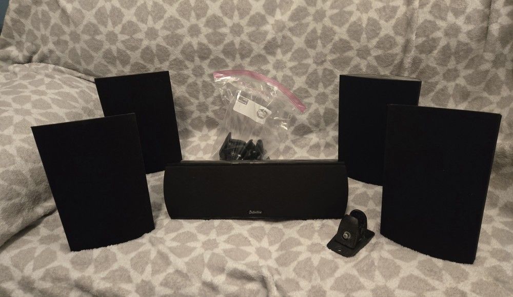 Definitive Technology surround sound speakers center 2 front 2 back no subwoofer