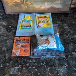 Aquarium Gravel And Plastic Grate (also Extra Stuff)