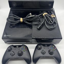 Microsoft Xbox One Console 1540 500GB w/ 2 Controllers & Kinect Tested