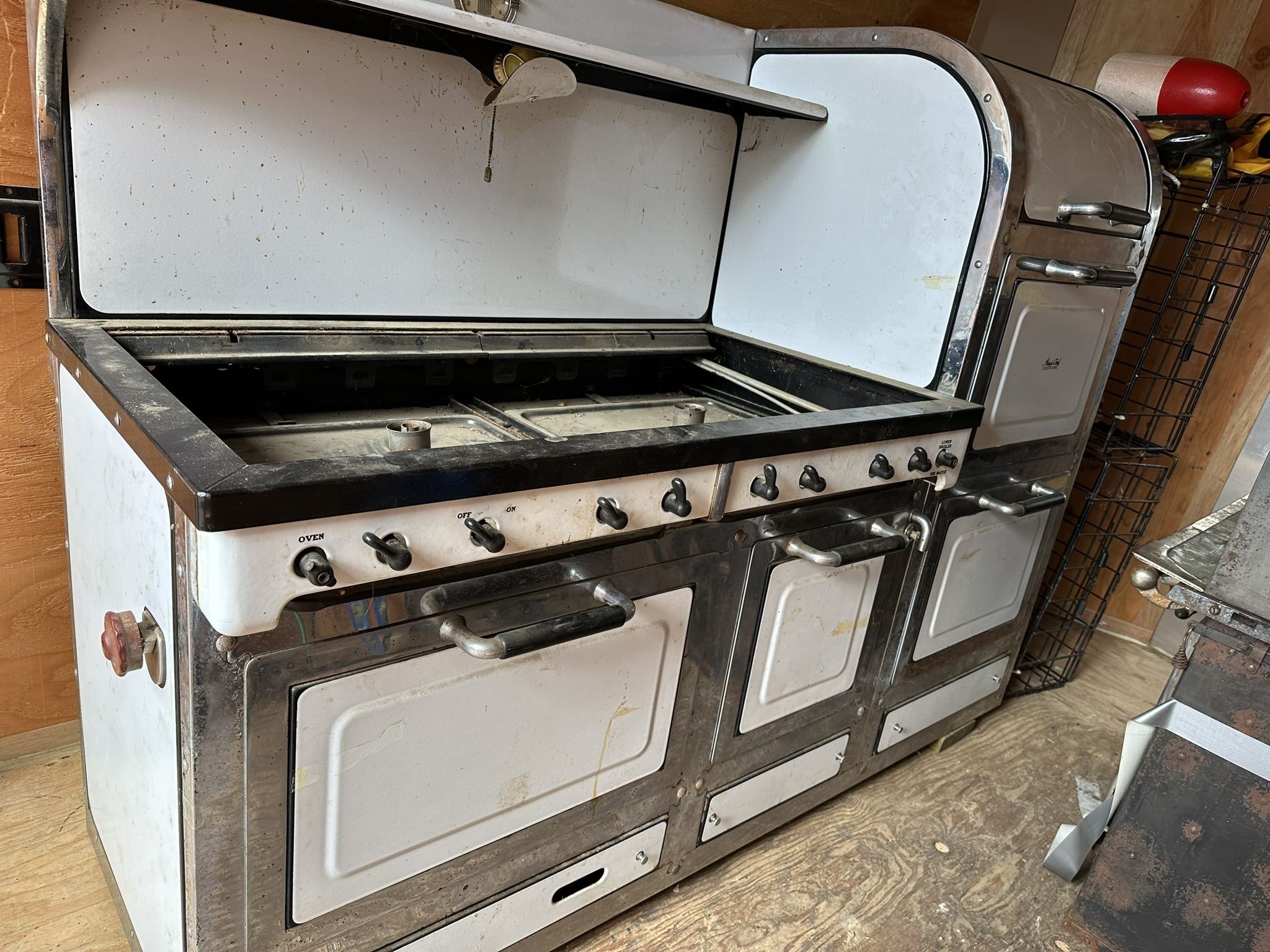 1930s Magic Chef, 8 Burner, 3 Oven Gas Stove