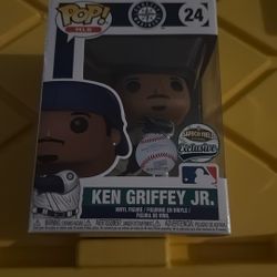 Funko Pop! Vinyl: Ken Griffey Jr - Seattle Mariners Baseball  Smb Exclusive #24