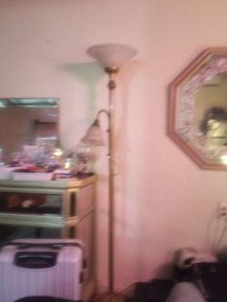 Gold/Brass Lamp