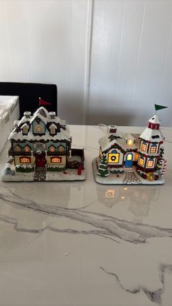 Christmas Jingle Bell Shoppe and Doggie Dormer set