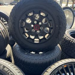 WHEELS OEM 18” STOCK TOYOTA TUNDRA TRD