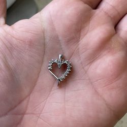 White Gold Diamond Heart Pendant 