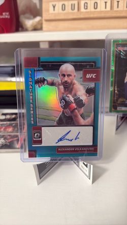 Alexander volkanovski auto /25