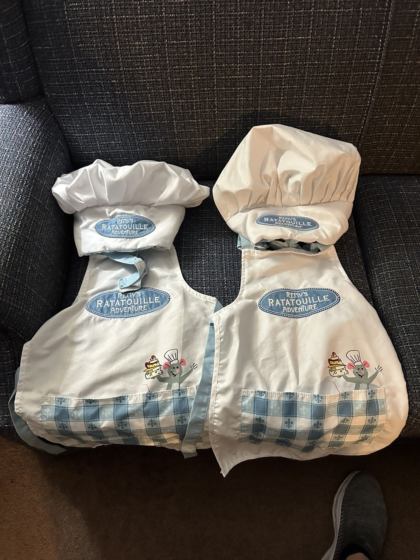 2021 Disney Ratatouille Apron And Hat